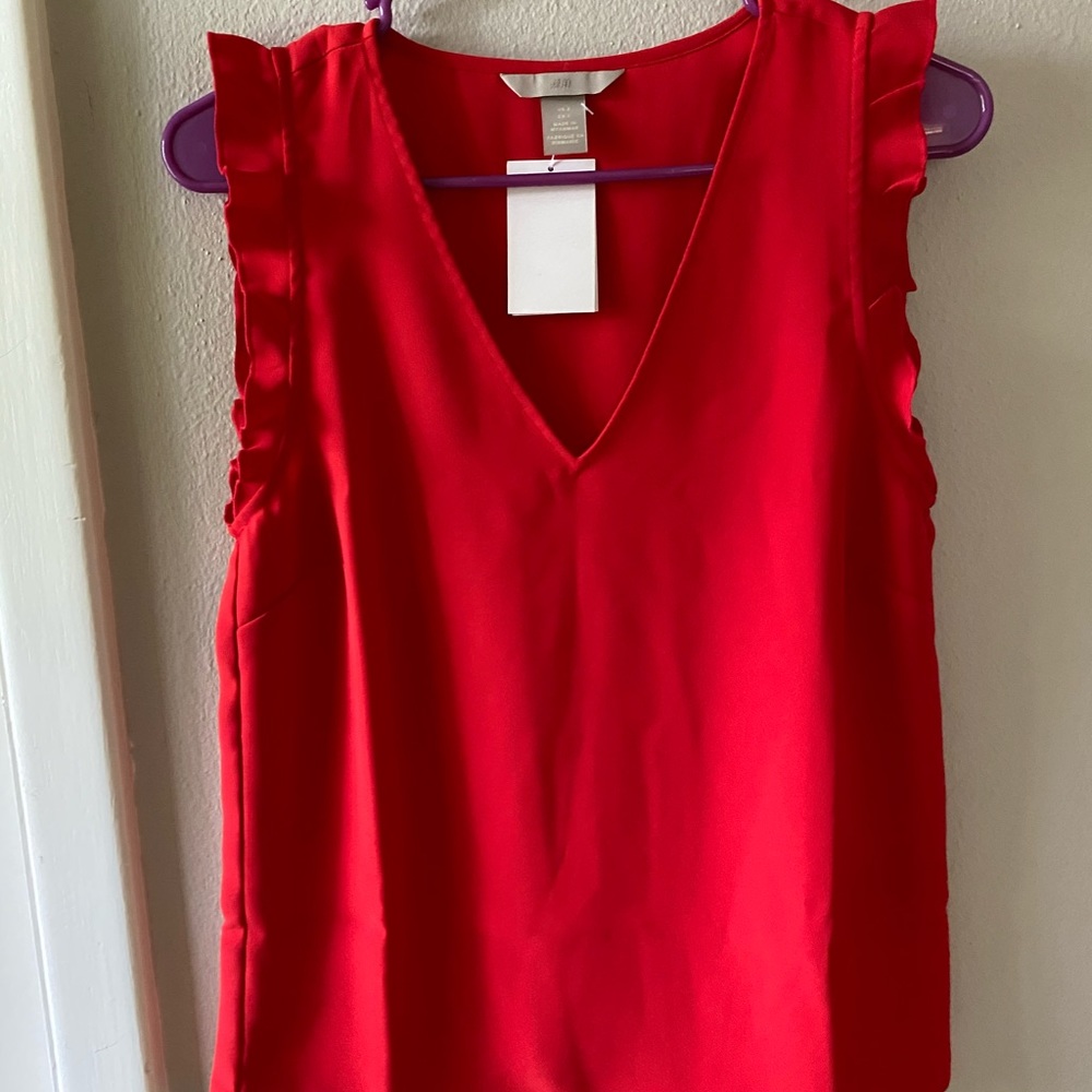 H&M Fluttersleeve Top